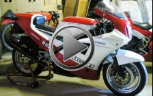Ducati 851 tricolore 1988 for rental hire classic motorcycle touring - Filming